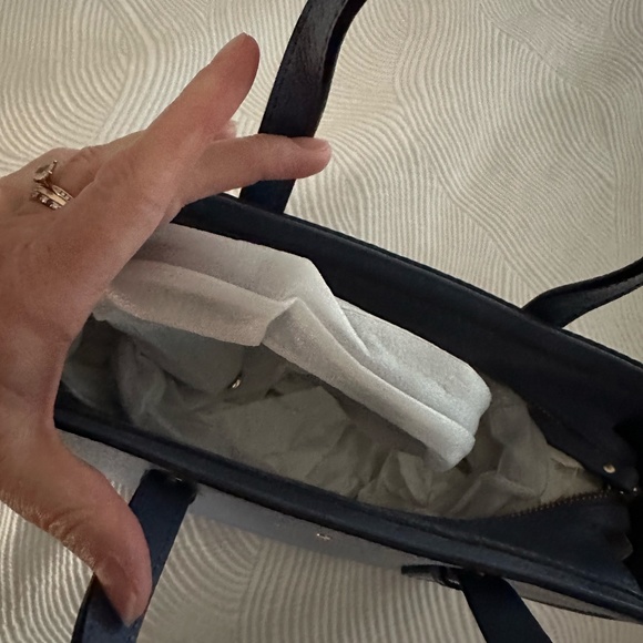 Kate Spade Spring Purse - Picture 4 of 6